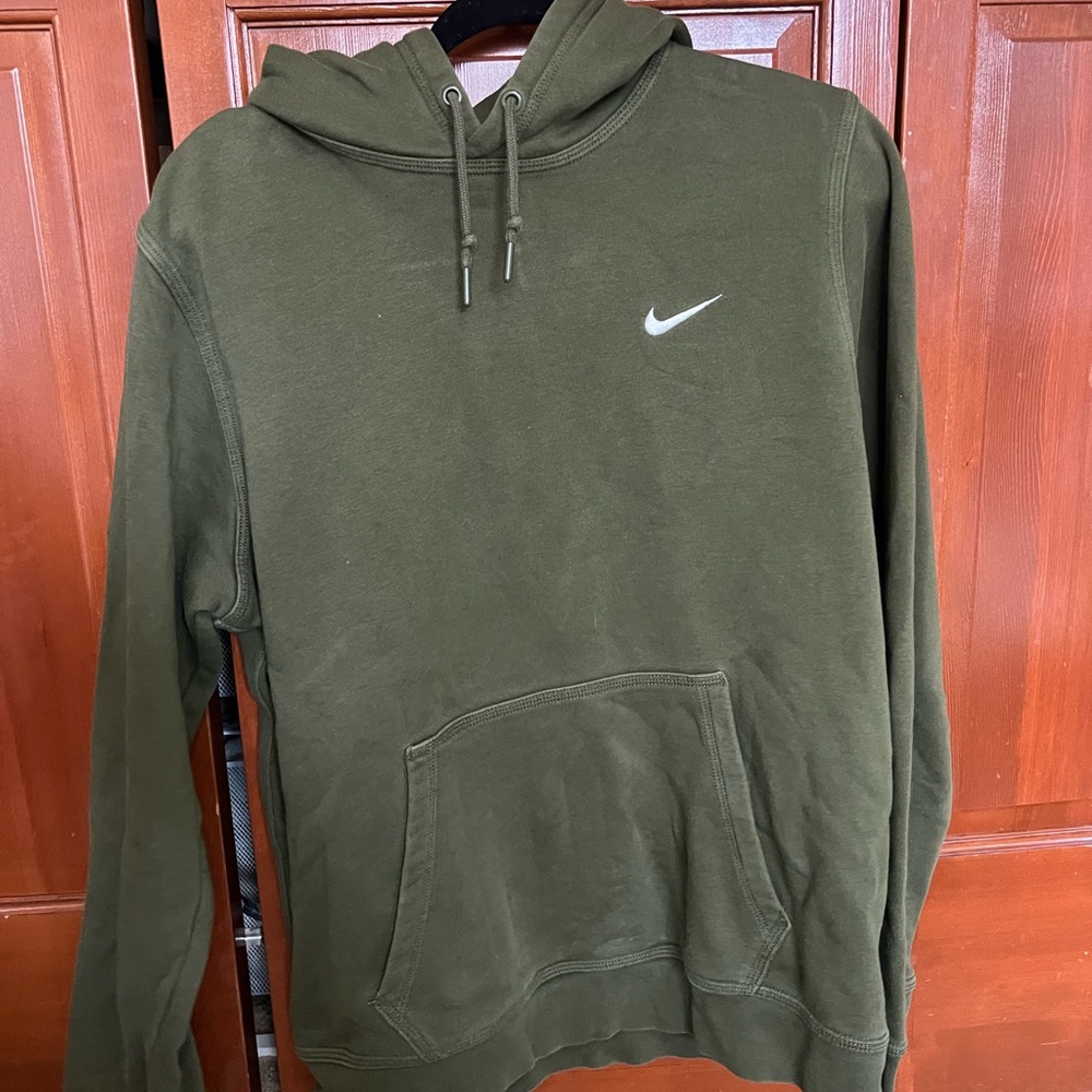 Nike Men's Olive Green Pullover Hoodie